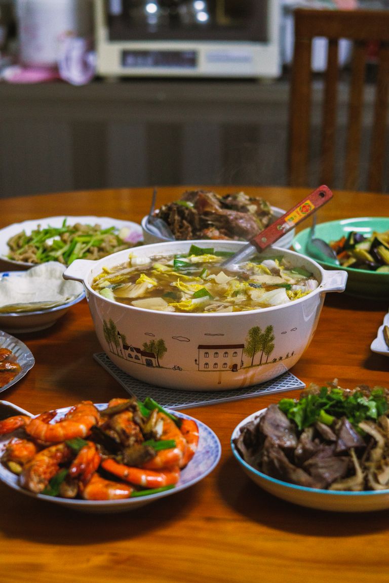 Assortiment de spécialités chinoises, fruits de mer et légumes à La Grande Muraille